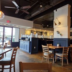 The Hawthorn Bistro & Bakery - Inside