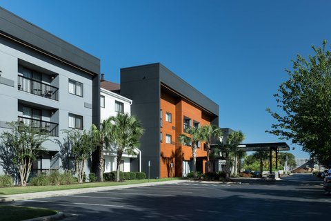 Courtyard by Marriott Pensacola by null