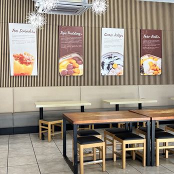 Meet Fresh - Interior seating - Desserts Near Me - West Covina, California