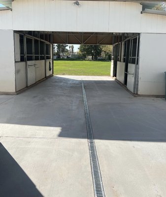 Horse Boarding - We have a mare motel, enclosed barns, and turn outs. Along a very nice arena with ample lighting. Horse Boarding - We have a mare motel, enclosed barns, and turn outs. Along a very nice arena with ample lighting.