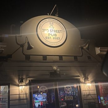 3rd Street Pub - Pool Halls Near Me - St. Charles, Illinois 3rd Street Pub - Pool Halls Near Me - St. Charles, Illinois