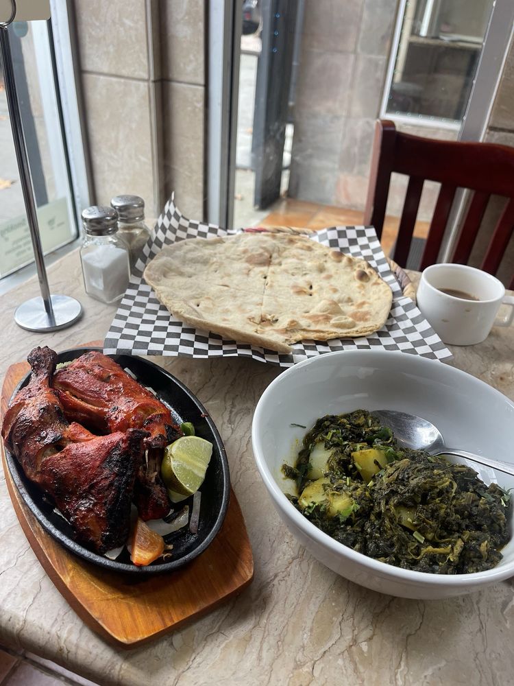 Vegan N’ Chicken 1 Logo