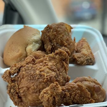 Ezell's Famous Chicken - Southern Near Me - Seattle, Washington