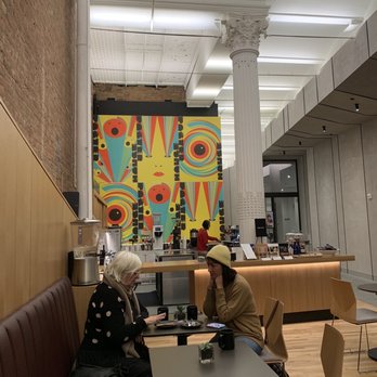 Café Des Affiches - Inside - Cafes Near Me - New York, New York