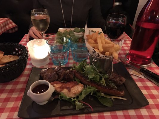 Restaurant Le Chat Noir by null