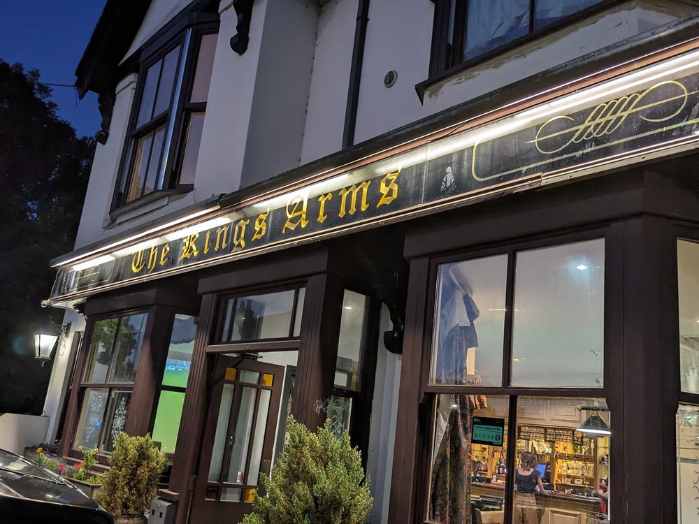 THE KINGS ARMS Updated August 2024 10 Photos 593 Bath Road, West