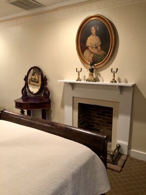 Monmouth Historic Inn & Gardens by null