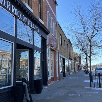 River Rock Coffee & Tea - Outside street view - Coffee & Tea Near Me - Saint Peter, Minnesota
