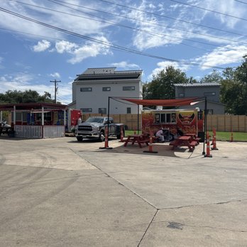 S-H Donuts - Food trucks next-door - Breakfast & Brunch Near Me - Austin, Texas