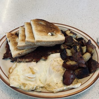 Cindy's Diner & Restaurant - Diners Near Me - North Scituate, Rhode Island