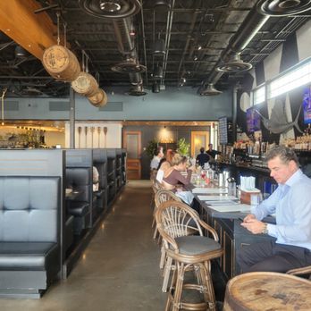 Stillwaters Tavern - St. Petersburg - Interior showing bar area - New American Near Me - St Petersburg, Florida Stillwaters Tavern - St. Petersburg - Interior showing bar area - New American Near Me - St Petersburg, Florida
