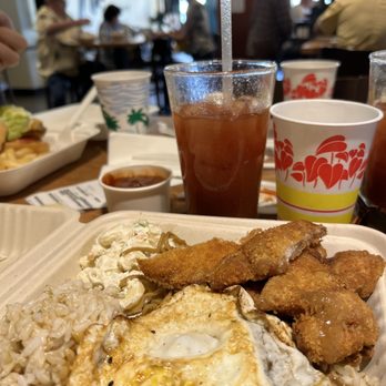 Nico's Pier 38 - Seafood Near Me - Honolulu, Hawaii