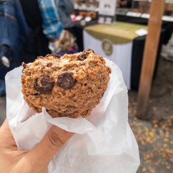 Pinckney Cookie Cafe - Gluten free Dark chocolate oatmeal cookie - Bakeries Near Me - Kirkland, Washington Pinckney Cookie Cafe - Gluten free Dark chocolate oatmeal cookie - Bakeries Near Me - Kirkland, Washington