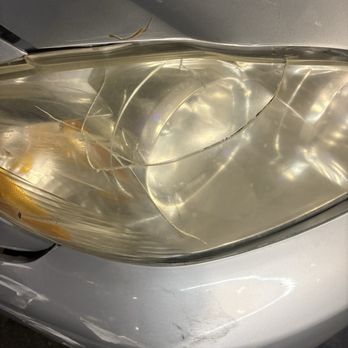 Nguoi Viet Auto Body Center - car headlight damages - Auto Repair Near Me - Westminster, California