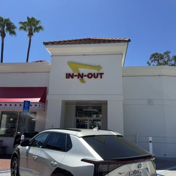In-N-Out Burger - Fast Food Near Me - Los Angeles, California