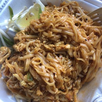 Thai Basil Signature - Chicken pad Thai - Thai Near Me - Phoenix, Arizona