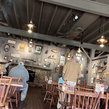 Cracker Barrel Old Country Store - Dining area same old paint job tired after all the years. - American Near Me - Sioux Falls, South Dakota Cracker Barrel Old Country Store - Dining area same old paint job tired after all the years. - American Near Me - Sioux Falls, South Dakota