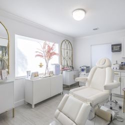 Blush Beauty Center