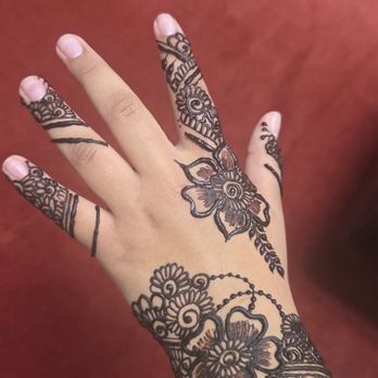 ART iBrow Threading Salon - Henna Artists Near Me - Moreno Valley, California