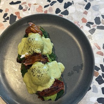 Parakeet Cafe - Beverly Hills - Eggs Benedict On Toast (veg) - Breakfast & Brunch Near Me - Beverly Hills, California Parakeet Cafe - Beverly Hills - Eggs Benedict On Toast (veg) - Breakfast & Brunch Near Me - Beverly Hills, California