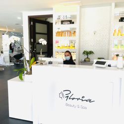 Massage Therapy By Ale Melo - Gloria Beauty Spa