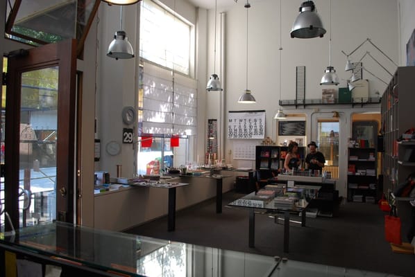 Peter Miller Architecture And Design Books by null