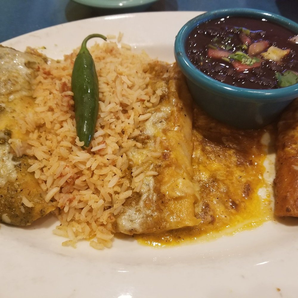 Serranos - Bandera Platter ( Sampler Platter ) with rice and black beans. - Tex-Mex Near Me - Cedar Park, Texas Serranos - Bandera Platter ( Sampler Platter ) with rice and black beans. - Tex-Mex Near Me - Cedar Park, Texas