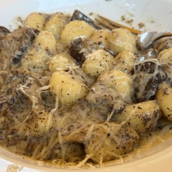 The Rocks Cafe - Gnocchi with mushrooms and truffle oil. Yummy - Modern Australian Near Me - The Rocks, NSW The Rocks Cafe - Gnocchi with mushrooms and truffle oil. Yummy - Modern Australian Near Me - The Rocks, NSW