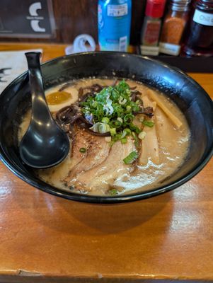 Hachi Ramen by null