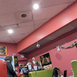 Little Elephant Thai Bistro - Dining hall