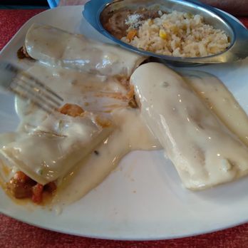 Aztecas - Corn tortillas with shrimp and crawfish - Mexican Near Me - Baton Rouge, Louisiana Aztecas - Corn tortillas with shrimp and crawfish - Mexican Near Me - Baton Rouge, Louisiana