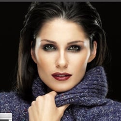 Vals Beauty Ink - Makeup services