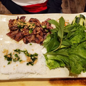 U Bar & Restaurant - Vietnamese Near Me - Brooklyn, New York