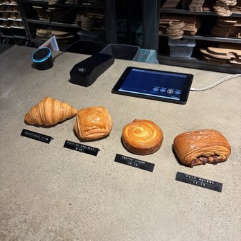 Lune Cbd - Coffee & Tea Near Me - Melbourne, VIC Lune Cbd - Coffee & Tea Near Me - Melbourne, VIC