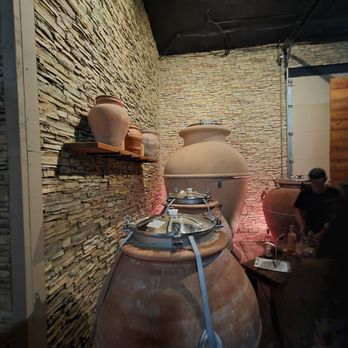 Somerset Vineyard and Winery - Amphorae - Wineries Near Me - Temecula, California Somerset Vineyard and Winery - Amphorae - Wineries Near Me - Temecula, California
