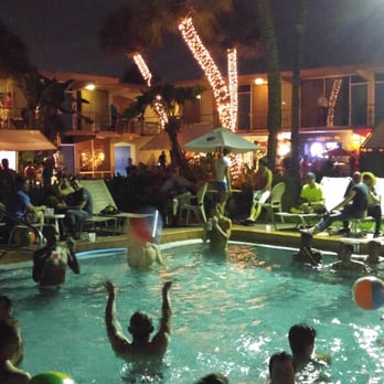 Trannies cumming tube Gay resorts miami flordia