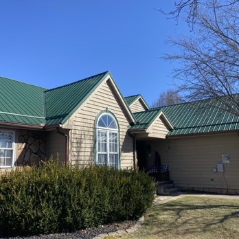 QC Amish Roofing - Residential home and metal roof - Roofing Near Me - Parkersburg, West Virginia QC Amish Roofing - Residential home and metal roof - Roofing Near Me - Parkersburg, West Virginia