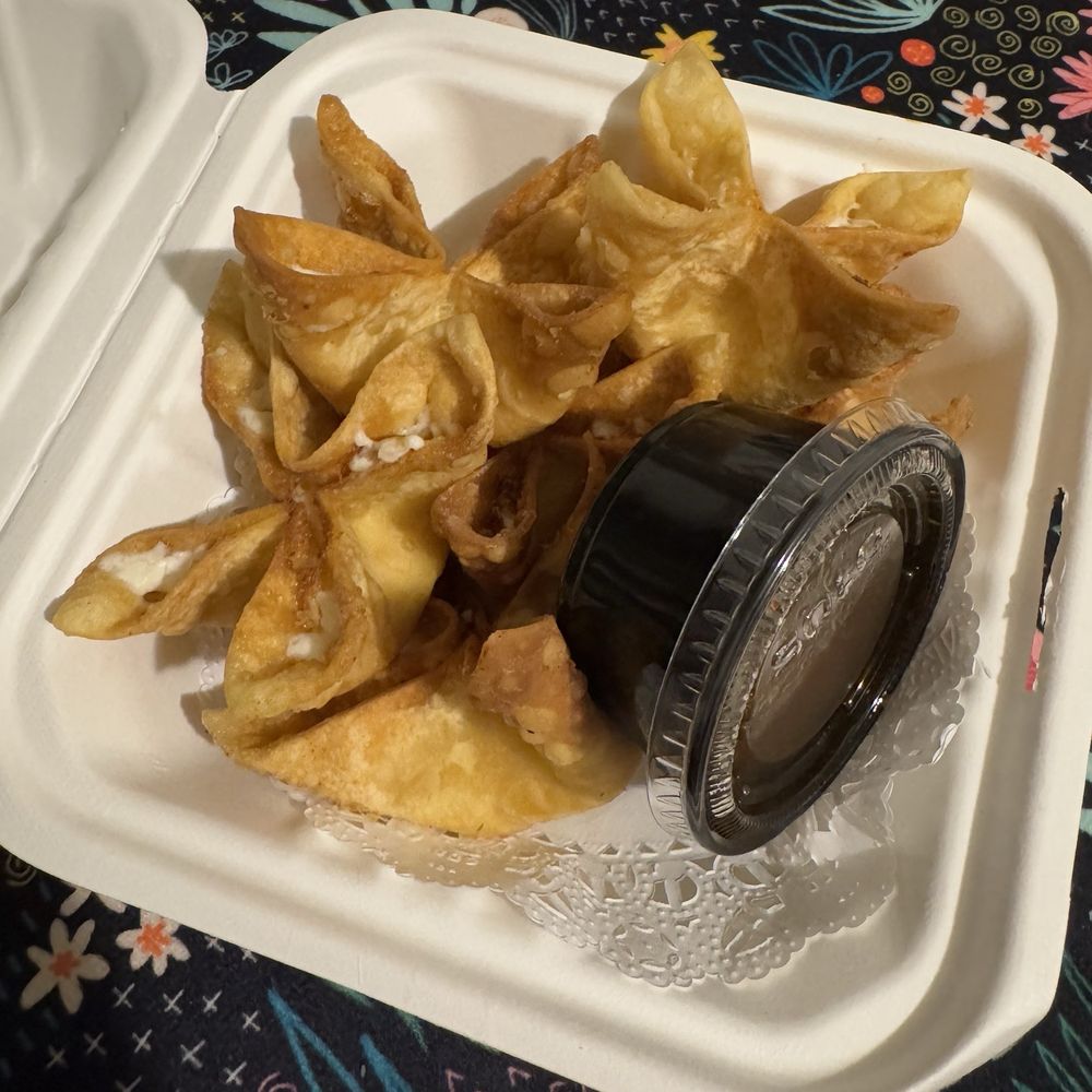 Kin Saep - Crab Rangoon 6 - Thai Near Me - San Diego, California Kin Saep - Crab Rangoon 6 - Thai Near Me - San Diego, California
