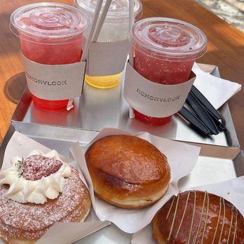 Memorylook - Drinks: Blood Orange Ade Pastries: Strawberry Cream (left), Crème Brûlée (middle), Matcha Brûlée (right) - Coffee & Tea Near Me - Los Angeles, California Memorylook - Drinks: Blood Orange Ade Pastries: Strawberry Cream (left), Crème Brûlée (middle), Matcha Brûlée (right) - Coffee & Tea Near Me - Los Angeles, California