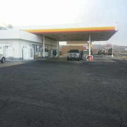 Shell - Storefront - 2 more pump are around back