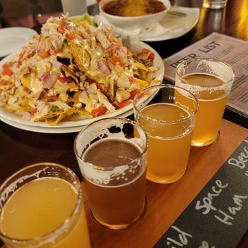 Bullfinch Brewpub - Beer + nachos + chili = fun - Brewpubs Near Me - Syracuse, New York
