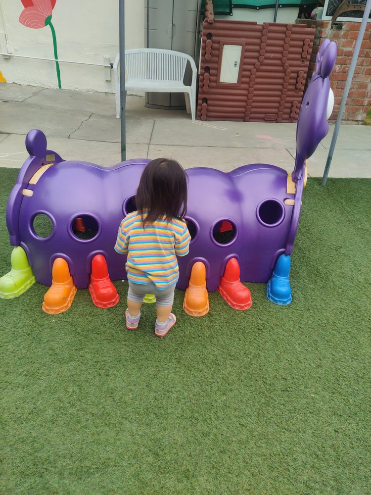 Green Grin ChildCare Center - childcare center in Glendale, CA