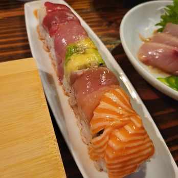 Kaori Sushi - Rainbow Roll - Sushi Bars Near Me - Fullerton, California Kaori Sushi - Rainbow Roll - Sushi Bars Near Me - Fullerton, California