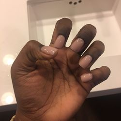 Jenny Nails - When in Lansing, get your nails done by Jenessa! Loving this Dip Powder on my natural nails.
