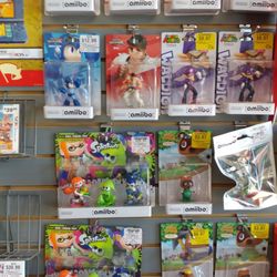Gamestop - Amiibos