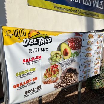 Del Taco - a sign for a del taco restaurant - Fast Food Near Me - Commerce, California