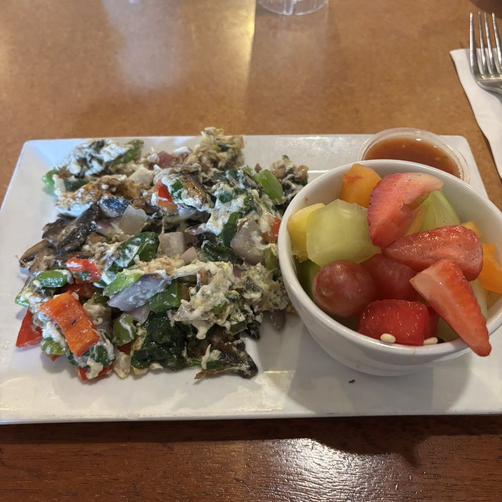 ButtercuP - Bc Lite Egg White Scramble - American Near Me - Walnut Creek, California ButtercuP - Bc Lite Egg White Scramble - American Near Me - Walnut Creek, California