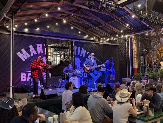 Martin's Bar-B-Que Joint by null