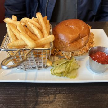 Chill Kitchen & Bar - Tim's Buffalo chicken - Desserts Near Me - Marlborough, Massachusetts