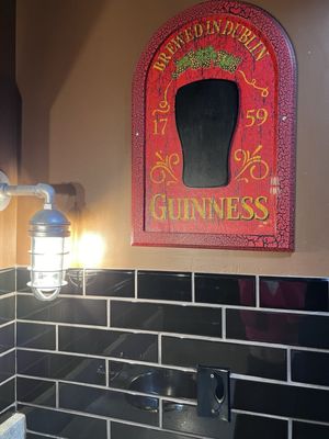 Brockway Pub by null